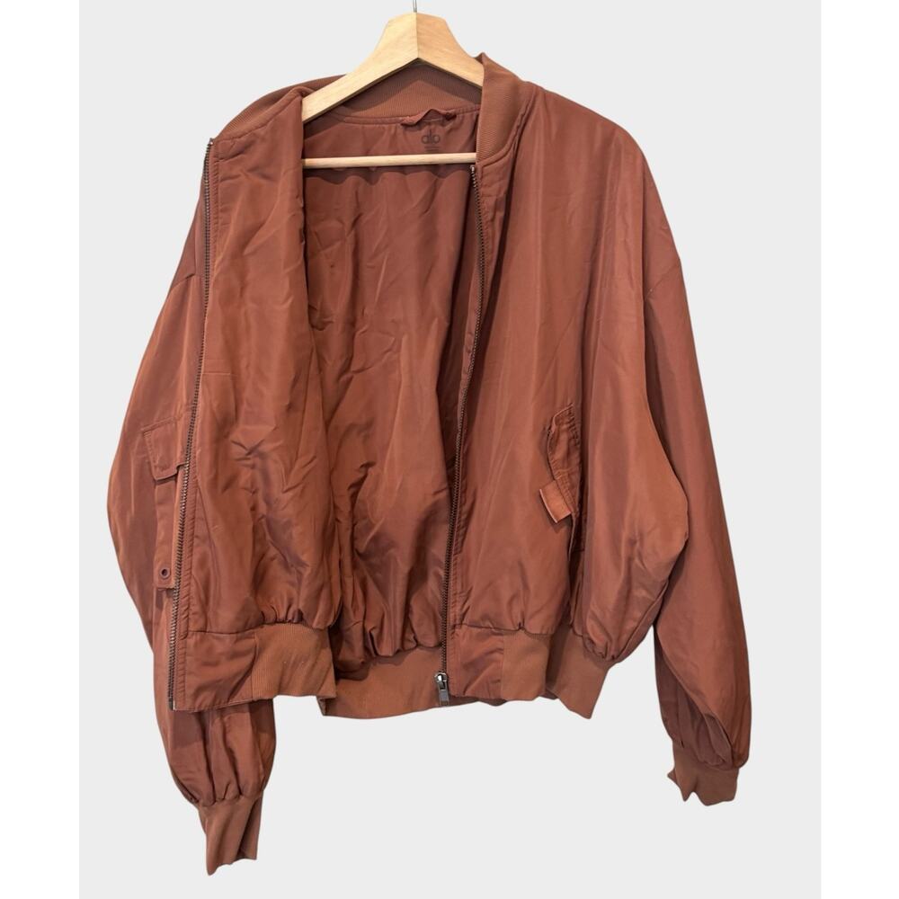 NEW ALO YOGA It Girl Bomber Jacket In Chestnut Size Small - Picture 9 of 15